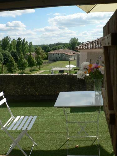 Hostal Chambres D'h�tes Et G�tes Du Ch�teau De Clauzuroux