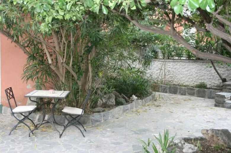 Hotel Les Glycines