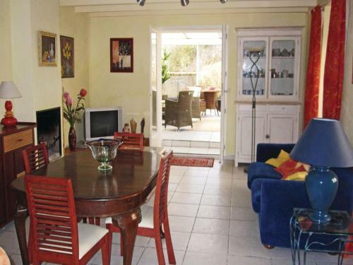 Holiday Home Beurlay Rue Rene Caille