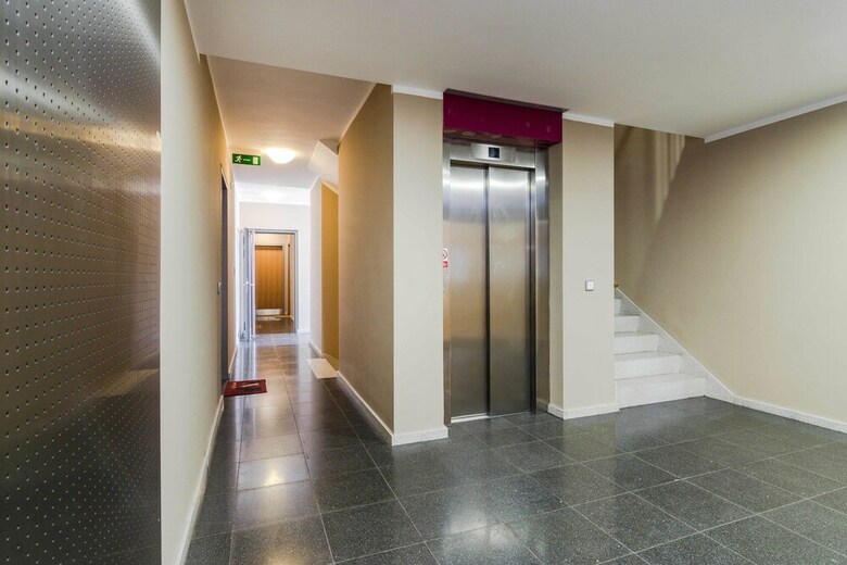 Luxury Center Apartment