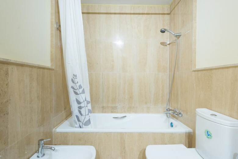 107378 - Apartment In Malaga