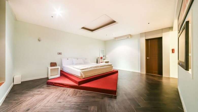 In The Business Hotel