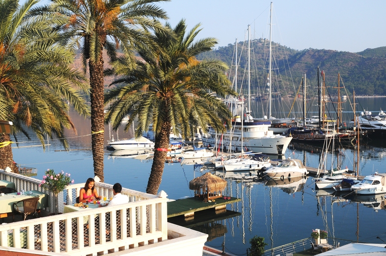 Hotel Ece Saray Marina Resort