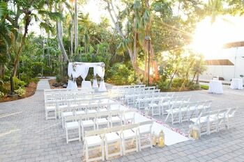 Hotel Bahia Mar Beach Resort