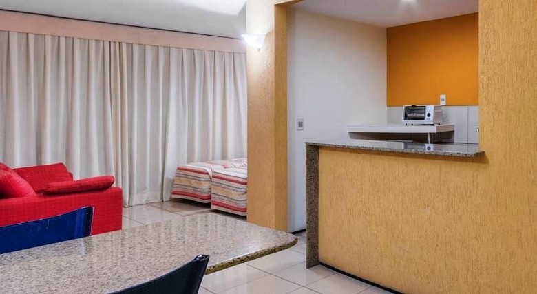 Praia Mansa Suite Hotel