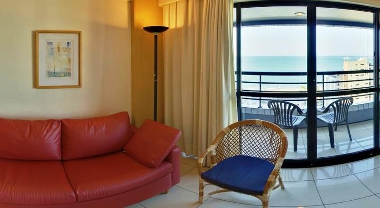 Praia Mansa Suite Hotel
