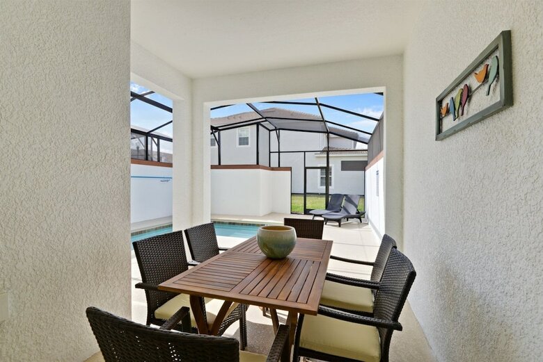 4br 3ba Townhome In Championsgate