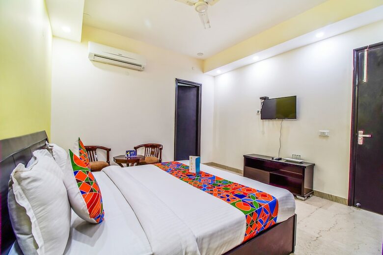 Fabhotel Dhairya Residency