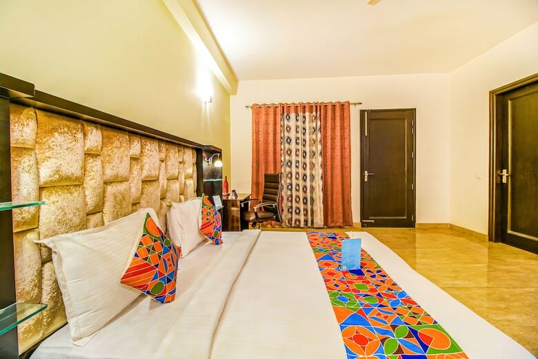 Fabhotel Dhairya Residency