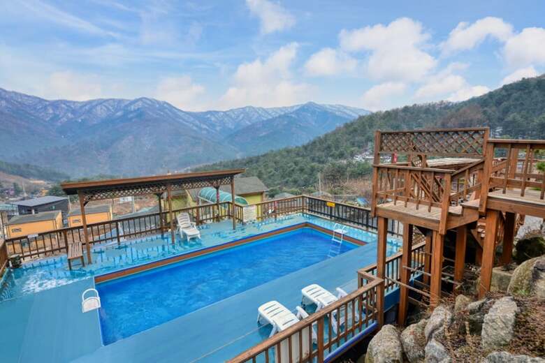 Gapyeong Areummaru Pension