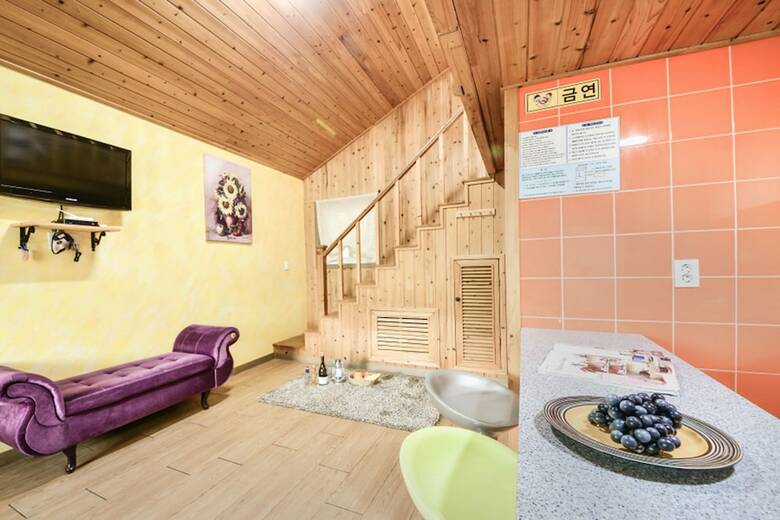 Gapyeong Areummaru Pension