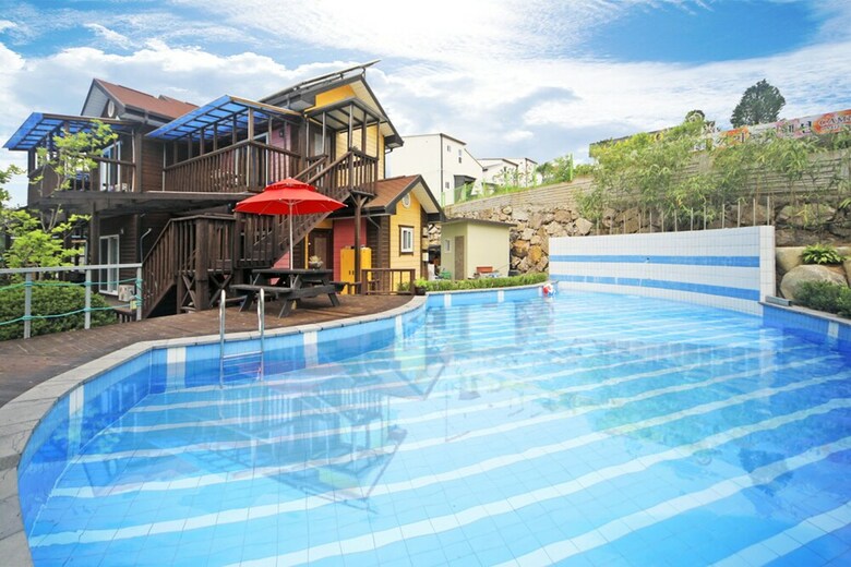 Apartamentos Gyeongju Natural Forrest Pension