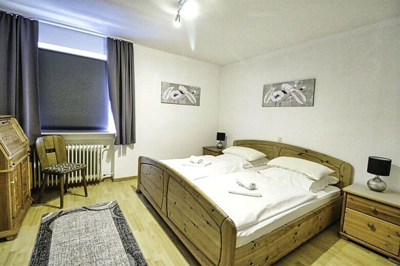 Green Seeblick Hotel & Hostel