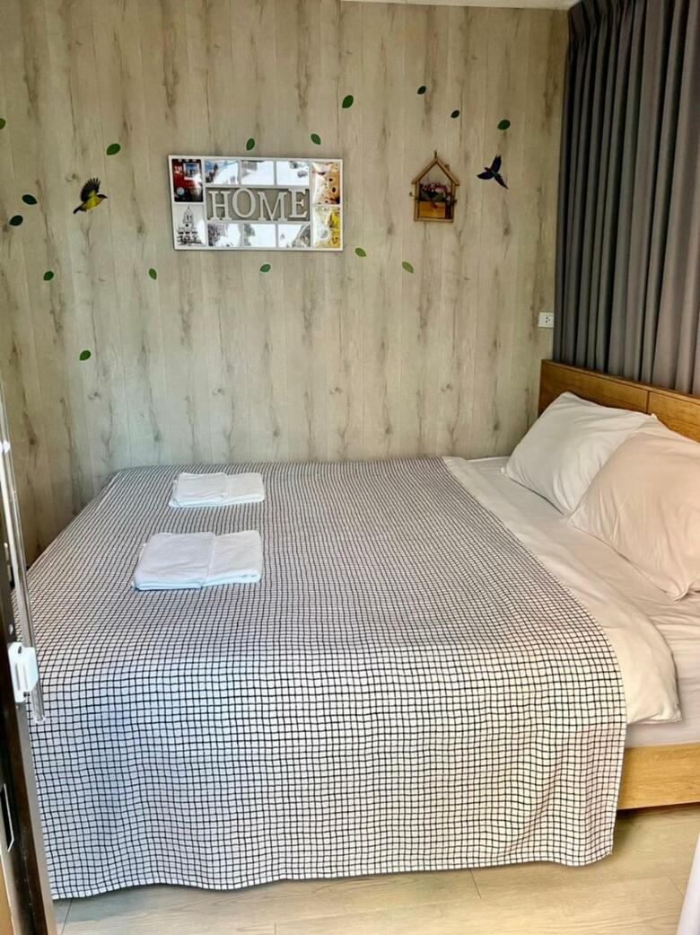 Hostal White House Hostel