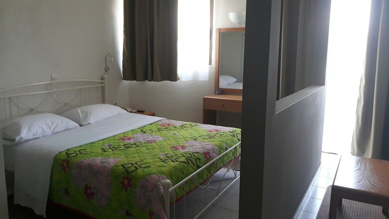 Ivory Hotel