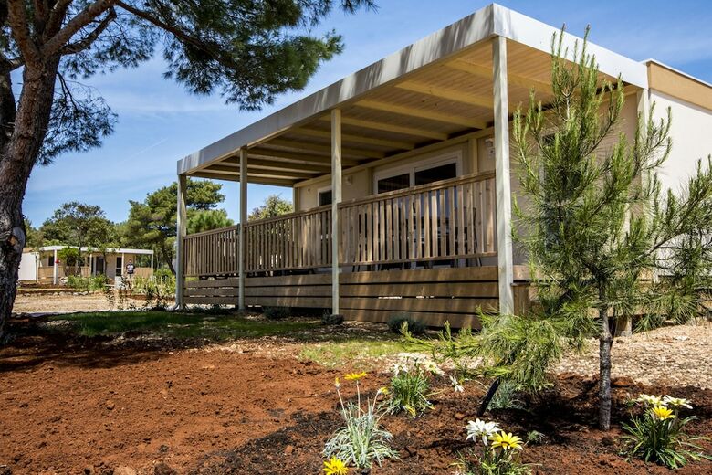 Mobile Homes At Camping Ugljan Resort