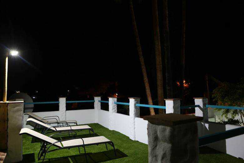 Villas By Seric,15' Walking To The Beach