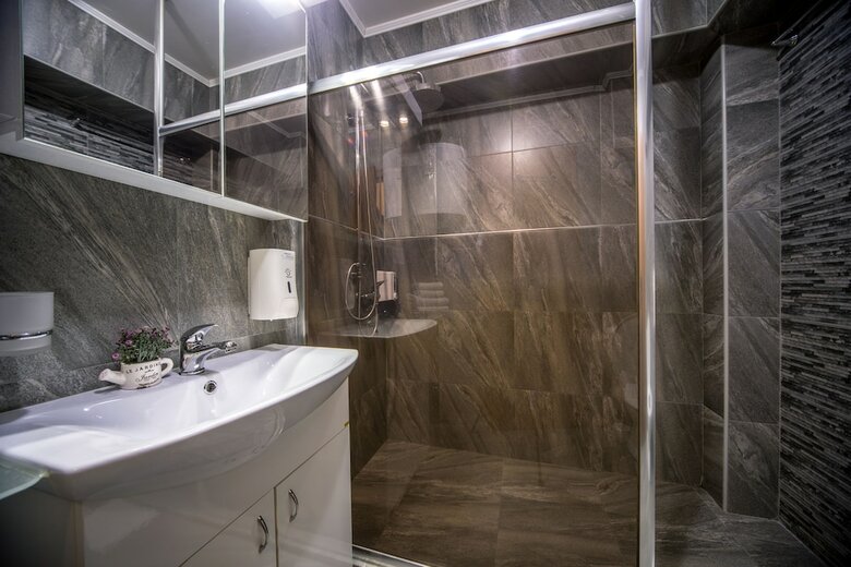 Hotel F Apartments