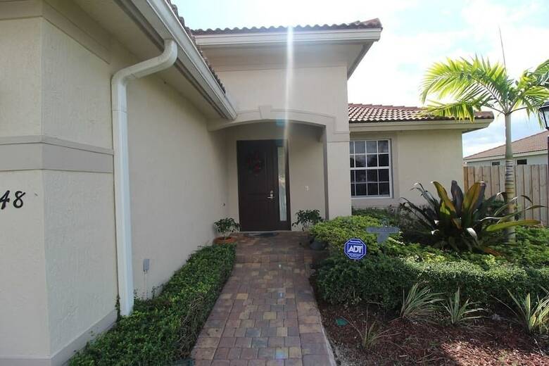 4br 3ba House In Miami By Asvr-12748