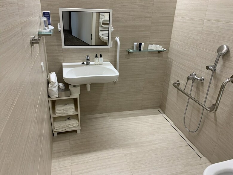 Hotel Hrani?n� Z�me?ek