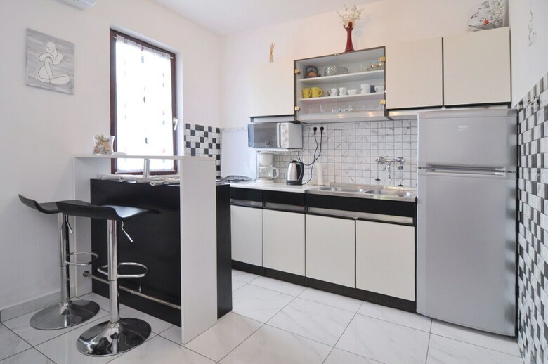 Holiday Apartment Near Beach