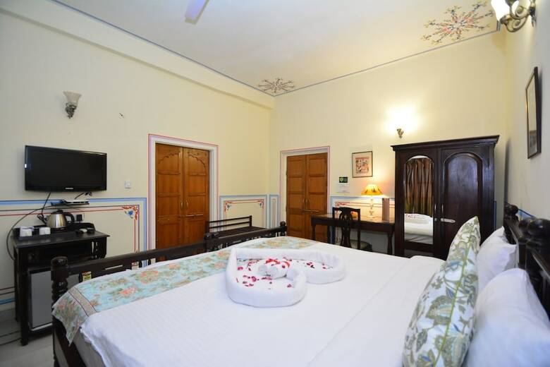 Hotel Mahal  Khandela