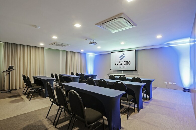 Hotel Slaviero Essential Curitiba Aeroporto