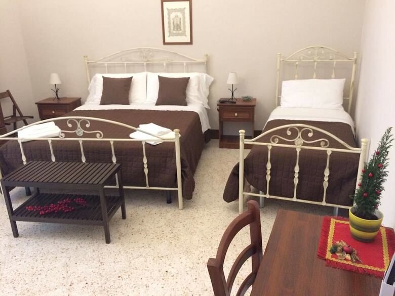 Bed & Breakfast Le Stanze Dell'emiro