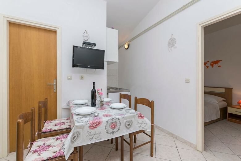 Apartments Miroslava
