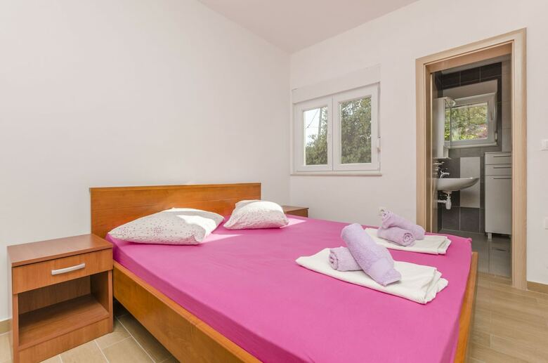 Apartment Ivo