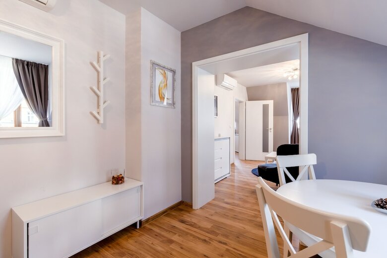 Aparthotel Apartments Menuet
