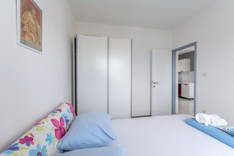 Apartments Paradise Bay