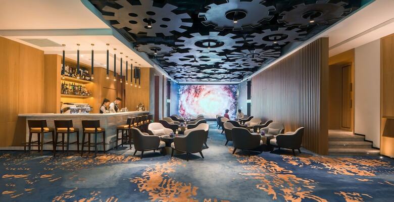 Flyzoo Hotel -- Alibaba