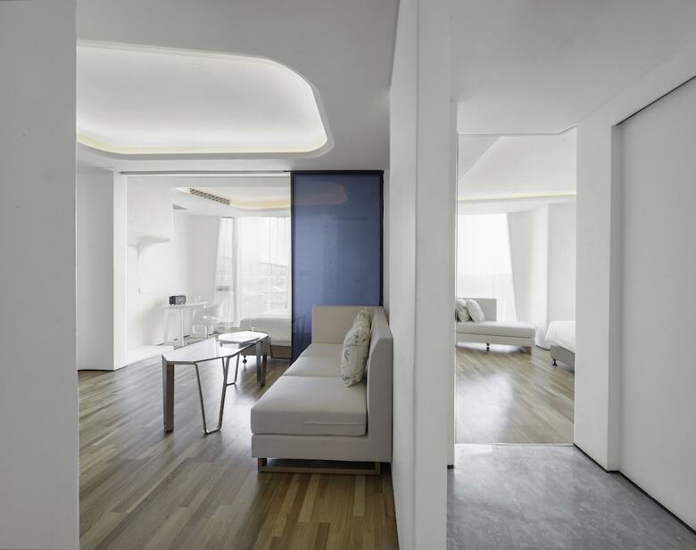 Flyzoo Hotel -- Alibaba