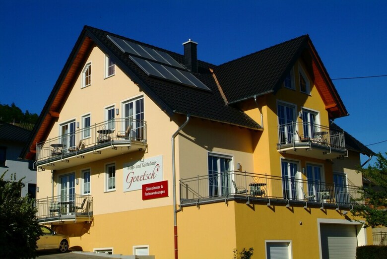 Hotel Wein- Und Gaestehaus Genetsch