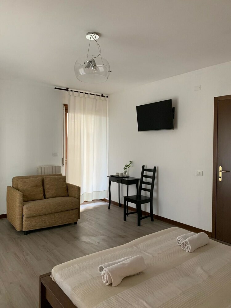 Bed & Breakfast Nottetempo Verona