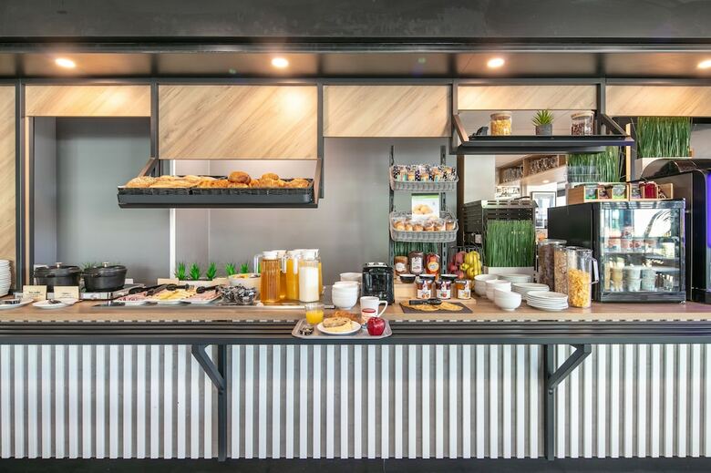 Hotel Premiere Classe Lyon Est - Saint Quentin Fallavier - A�roport