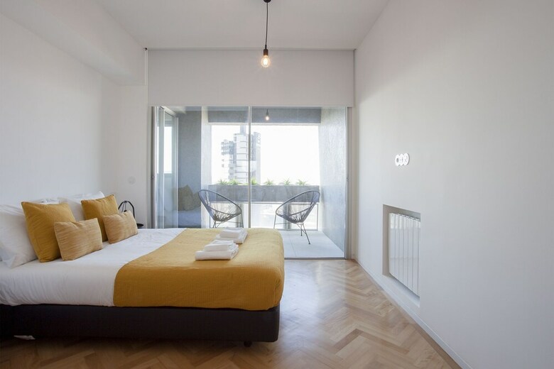 Liiiving - Secret Downtown Luxury Apartments