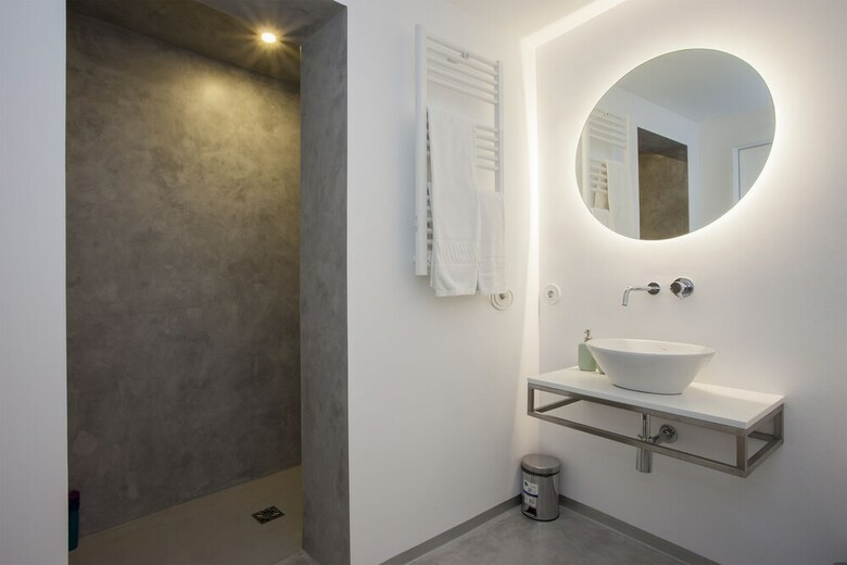 Liiiving - Secret Downtown Luxury Apartments