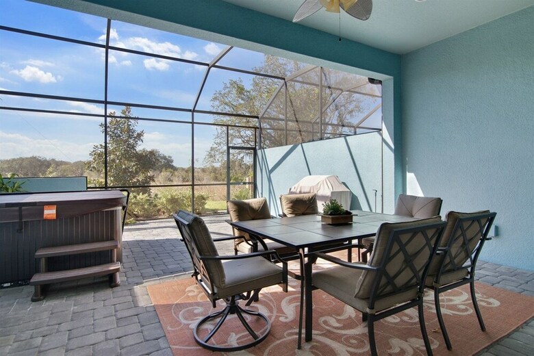 3br Townhome In  Festival