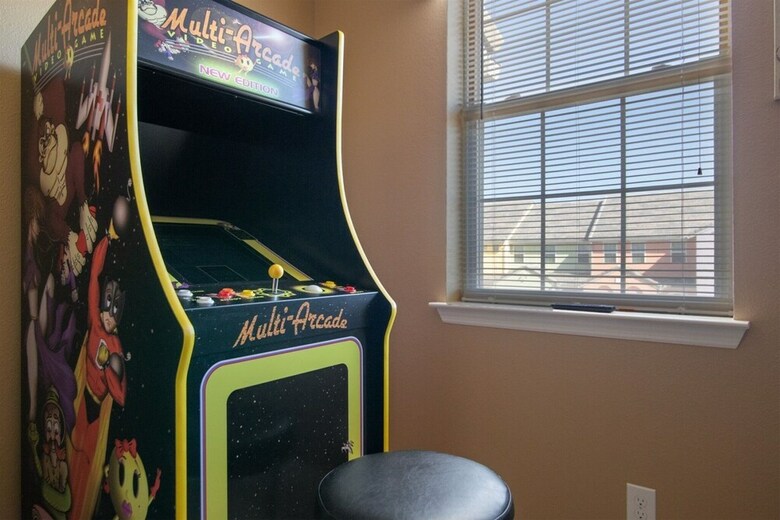 3br Townhome In  Festival