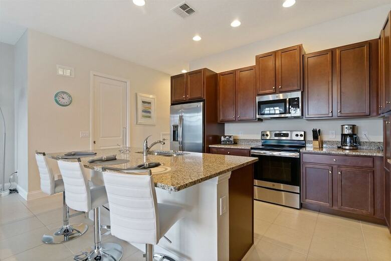 4br Townhome In Festival