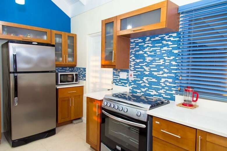 Sea Breeze Villa At Coolshade