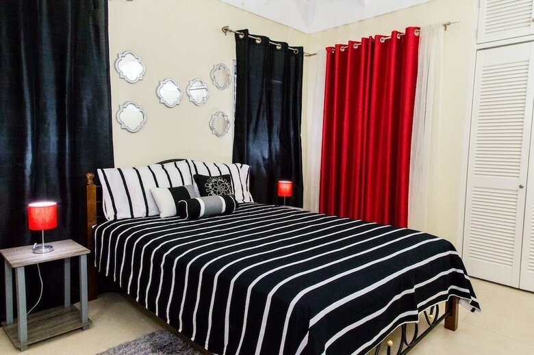 Sea Breeze Villa At Coolshade