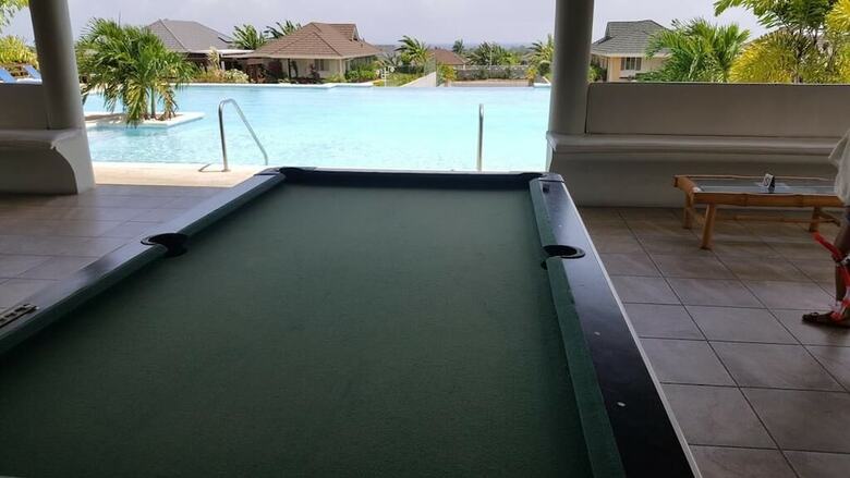 Sea Breeze Villa At Coolshade