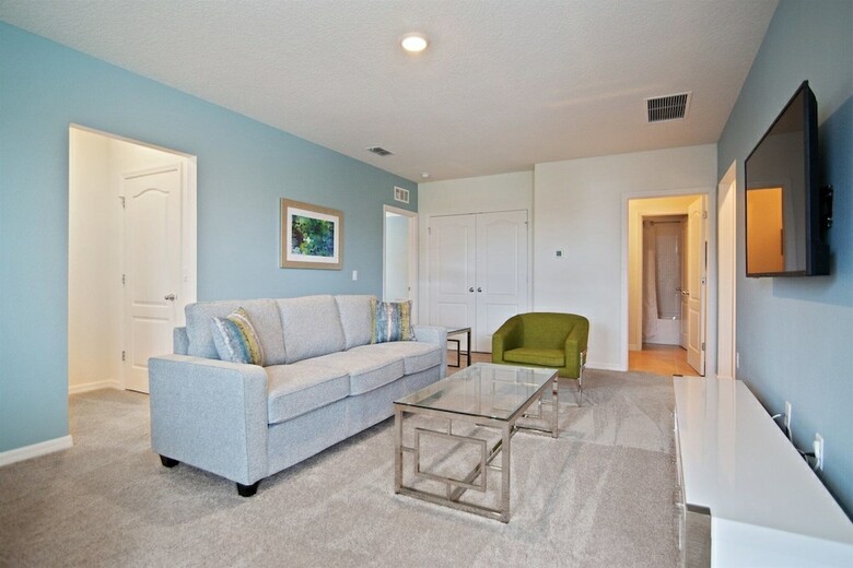 5br Pool Home W Gameroom