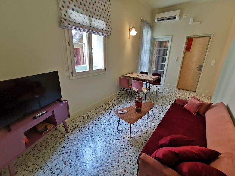 Aparthotel Keramos Athens