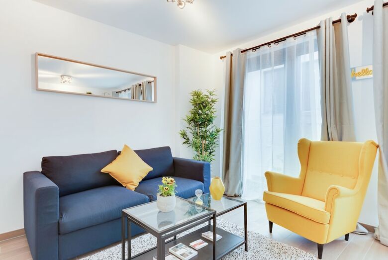 Apartamentos Europea Royal Studio Residence