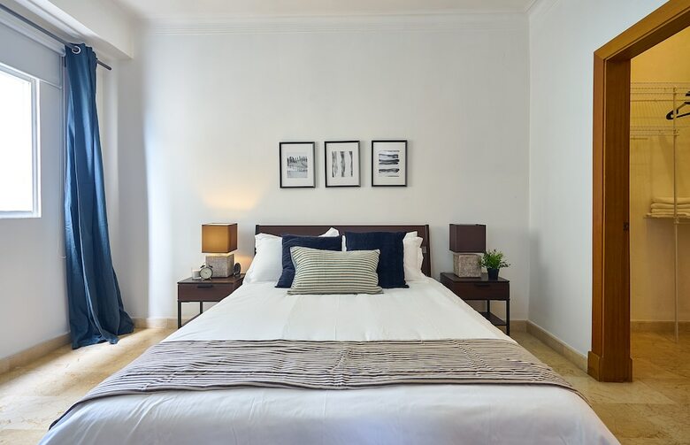 Apartamentos Torre Hispanica
