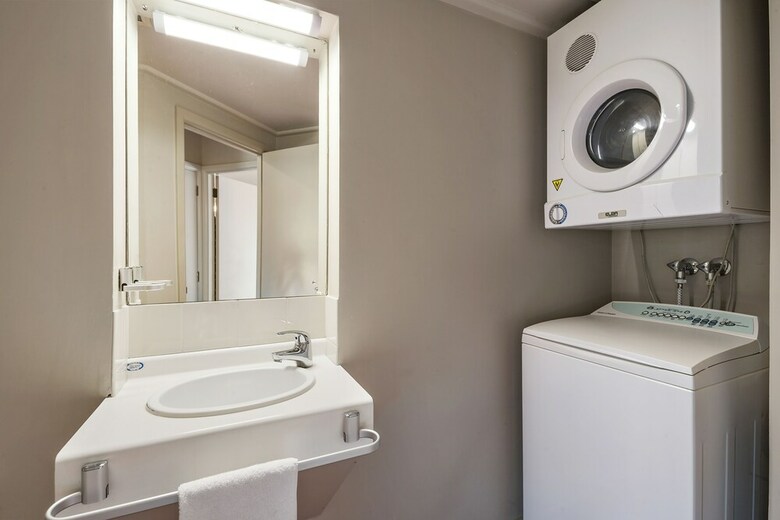 Aparthotel The Village Resort